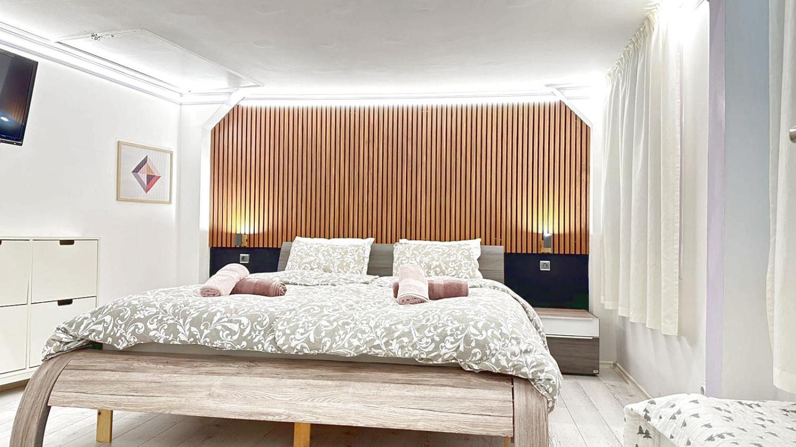 Yes, Yes! Lovely Apartment Good Amenities Budapest Center Luaran gambar